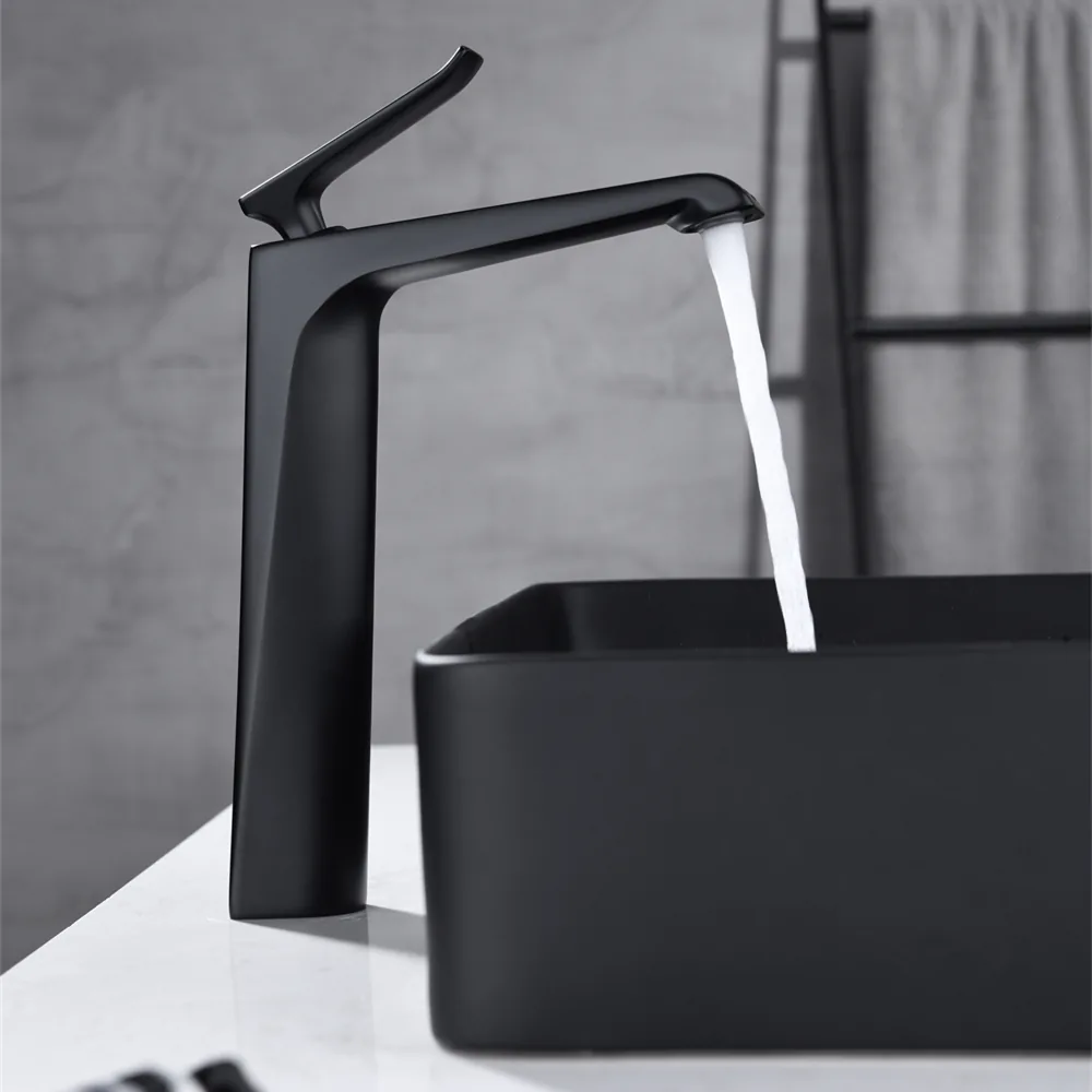Detail view of faucet pull-out outlet